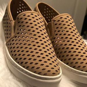 Steve Madden Nude Sneakers